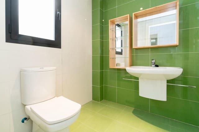3 Zimmer Reihenhaus zu verkaufen in Motril mit Pool Garage - 260.000 € (Ref: 9946206)