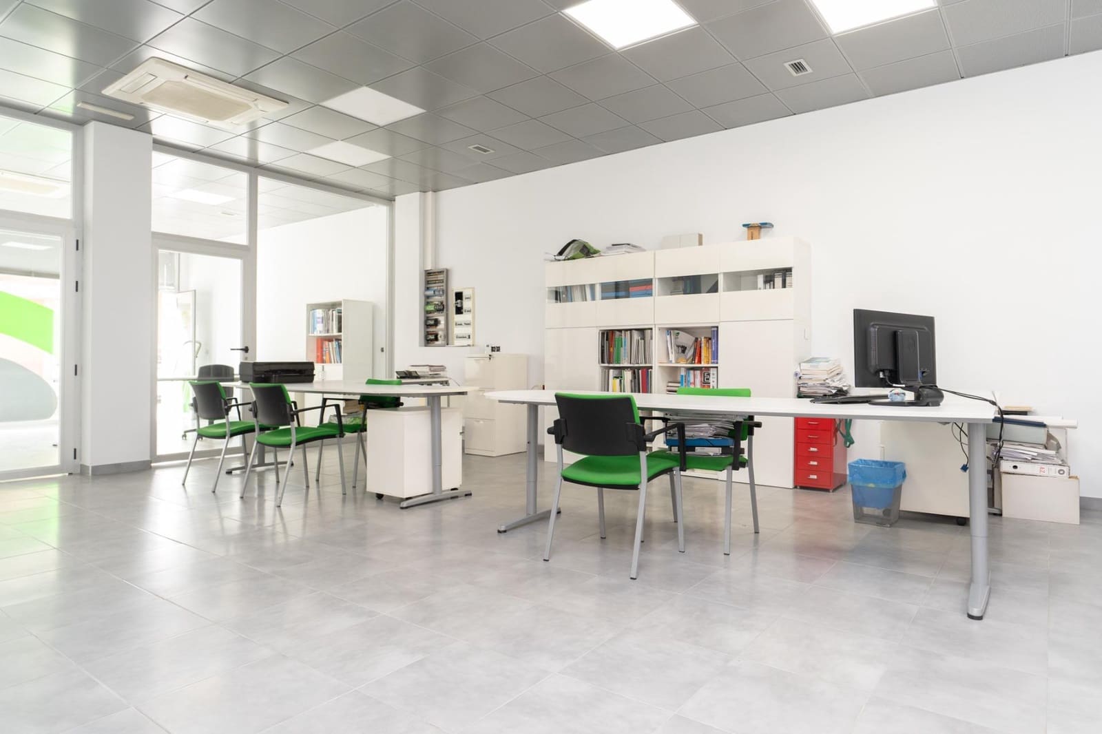 Erhverv til salg i Motril - € 97.000 (Ref: 9946209)