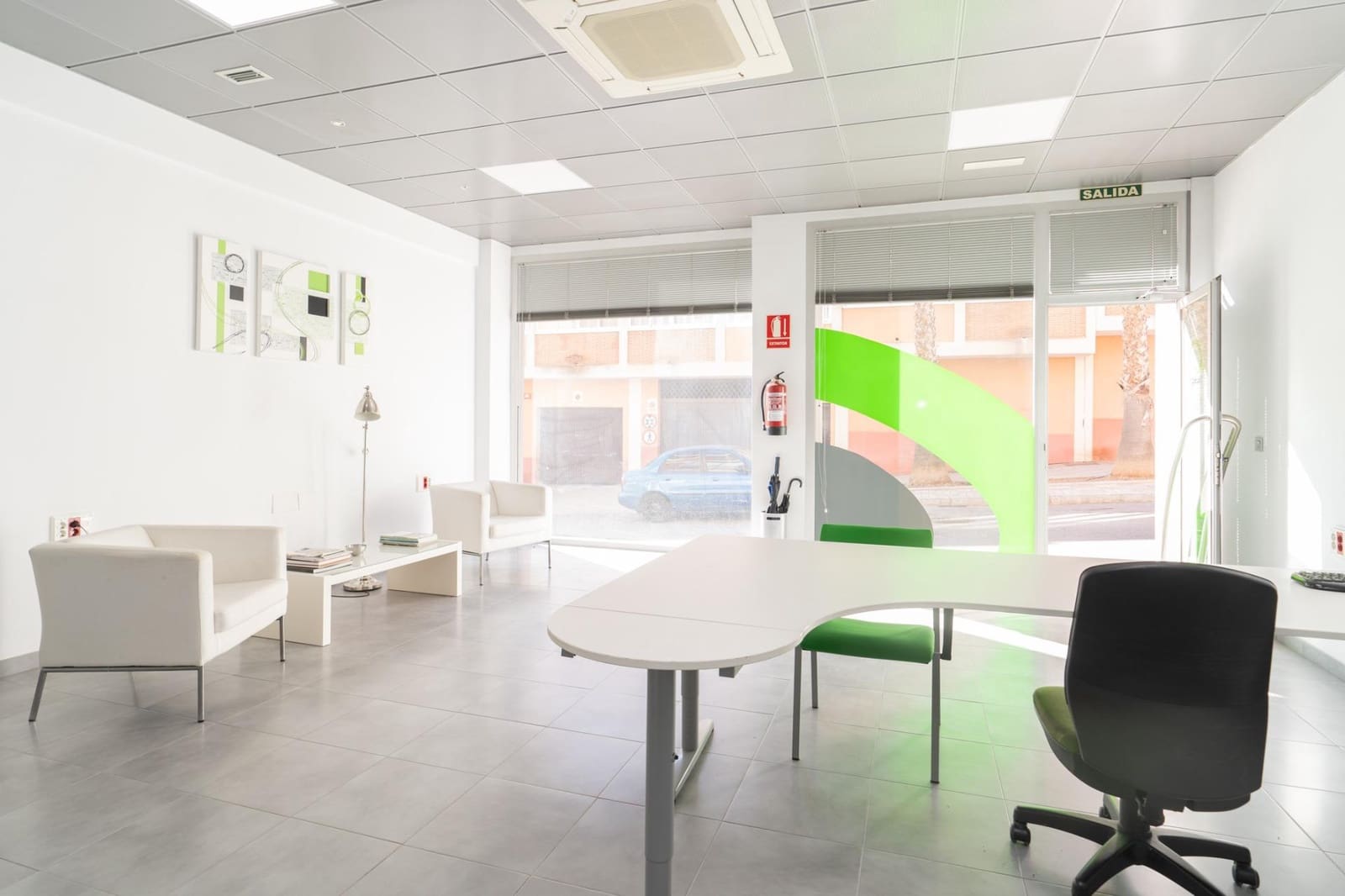 Erhverv til salg i Motril - € 97.000 (Ref: 9946209)