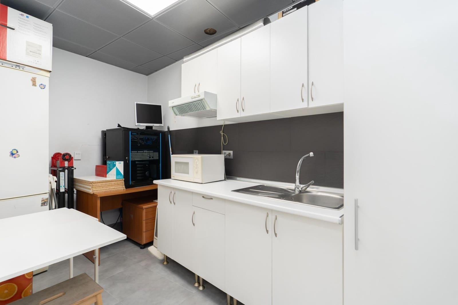 Erhverv til salg i Motril - € 97.000 (Ref: 9946209)