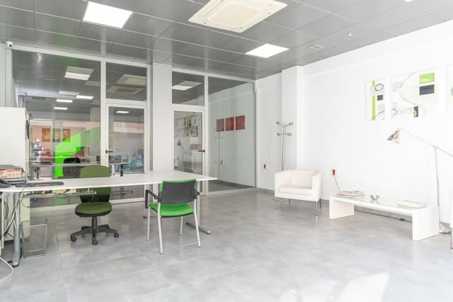 Erhverv til salg i Motril - € 97.000 (Ref: 9946209)
