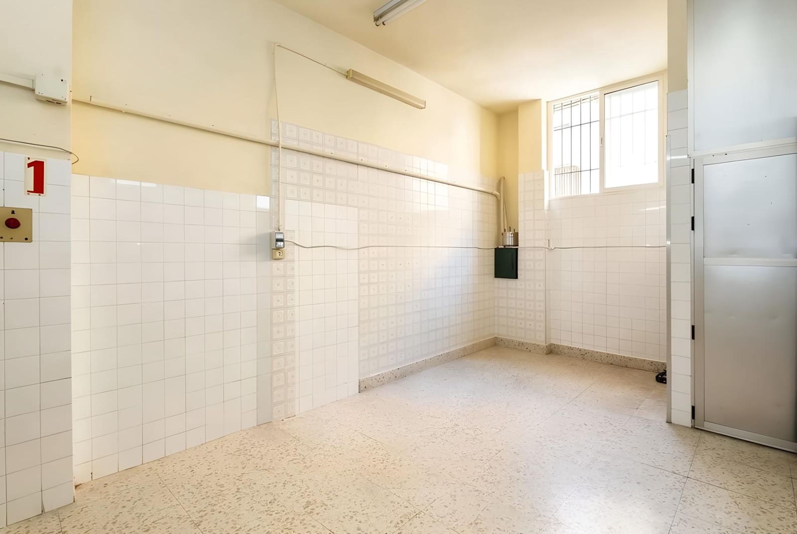 Komercyjne na sprzedaż w Motril - 298 500 € (Ref: 9946210)