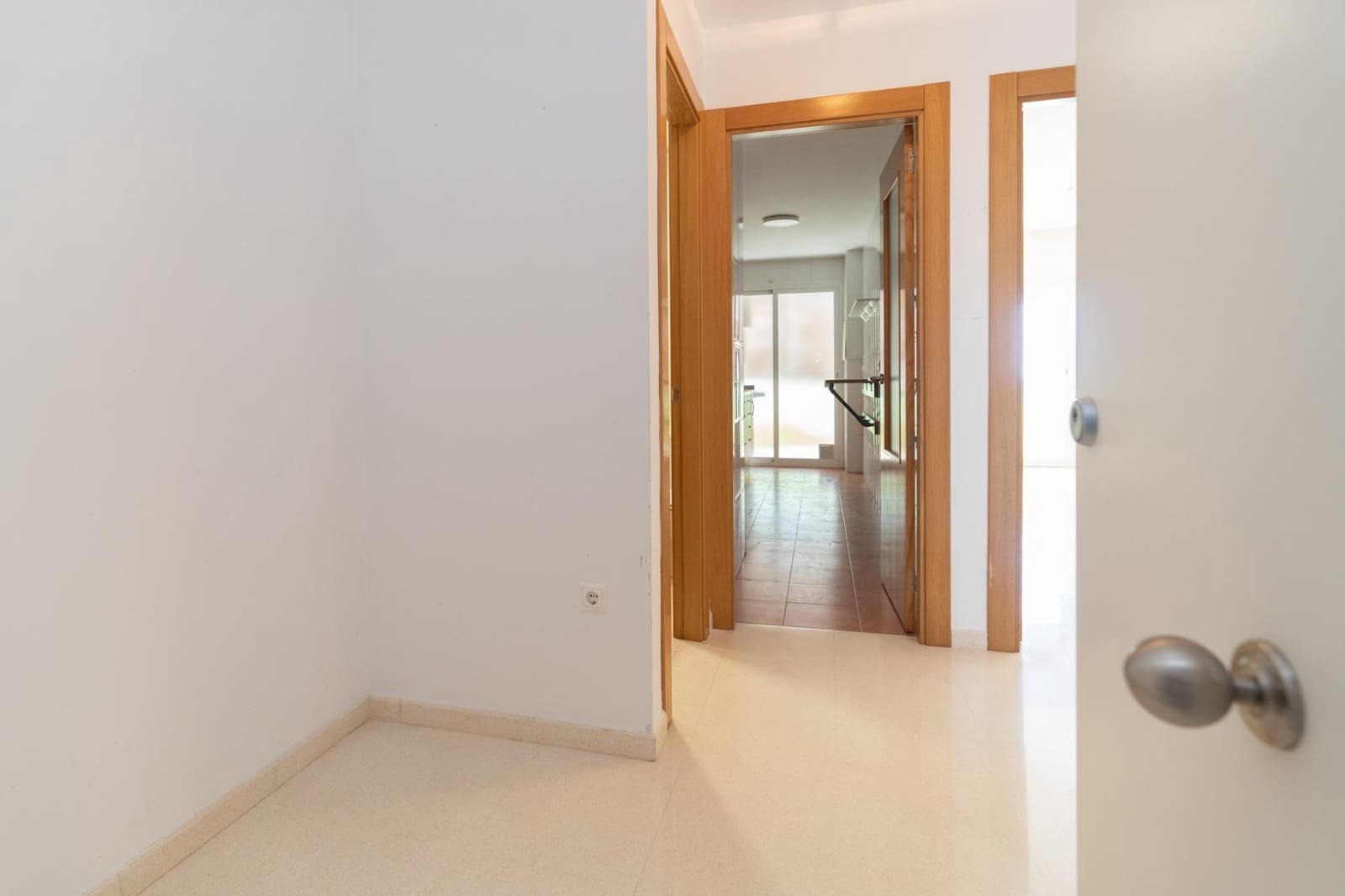 3 slaapkamer Flat te koop in Motril met garage - € 160.000 (Ref: 9946211)