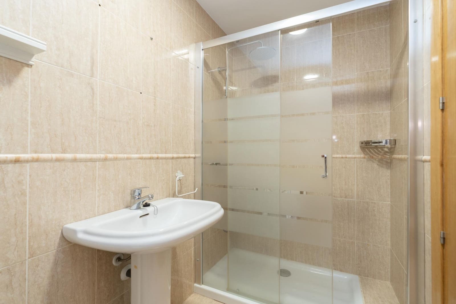 3 slaapkamer Flat te koop in Motril met garage - € 160.000 (Ref: 9946211)