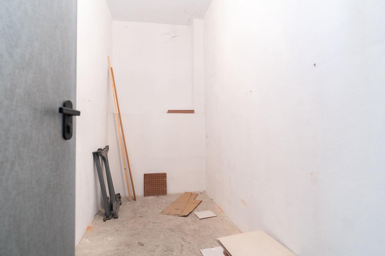 3 slaapkamer Flat te koop in Motril met garage - € 160.000 (Ref: 9946211)