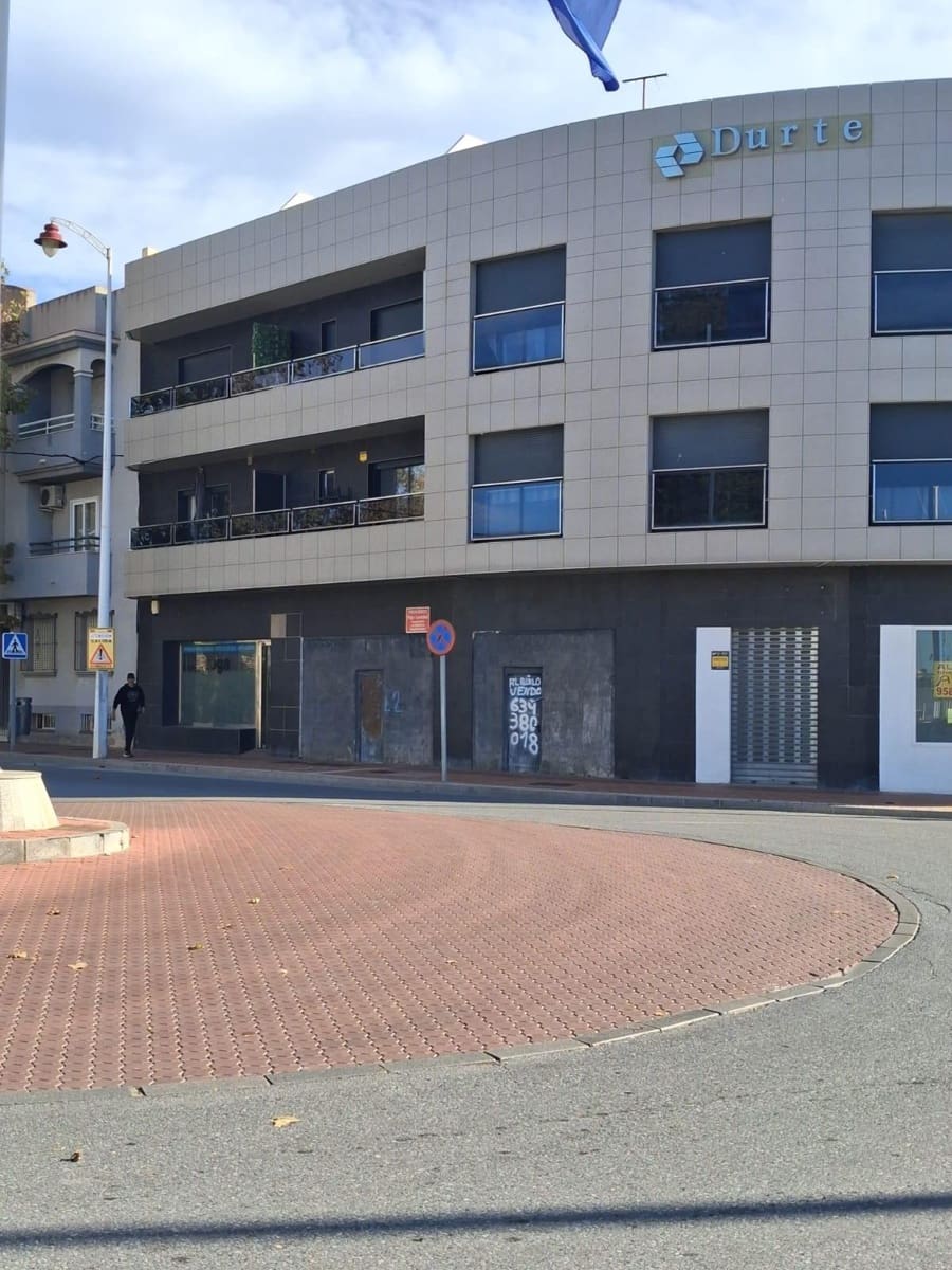 Erhverv til salg i Motril - € 82.500 (Ref: 9946212)