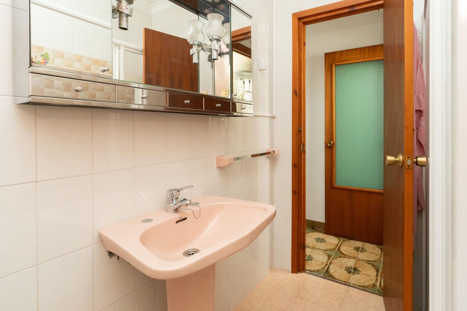 6 slaapkamer Huis te koop in Salobrena met garage - € 250.000 (Ref: 9946213)