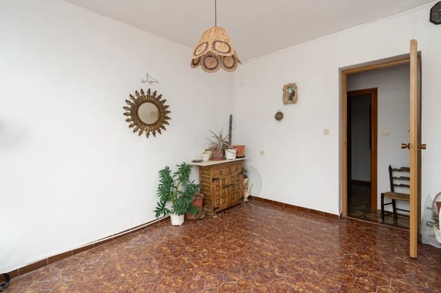 6 sypialnia Dom na sprzedaż w Salobreña z garażem - 250 000 € (Ref: 9946213)