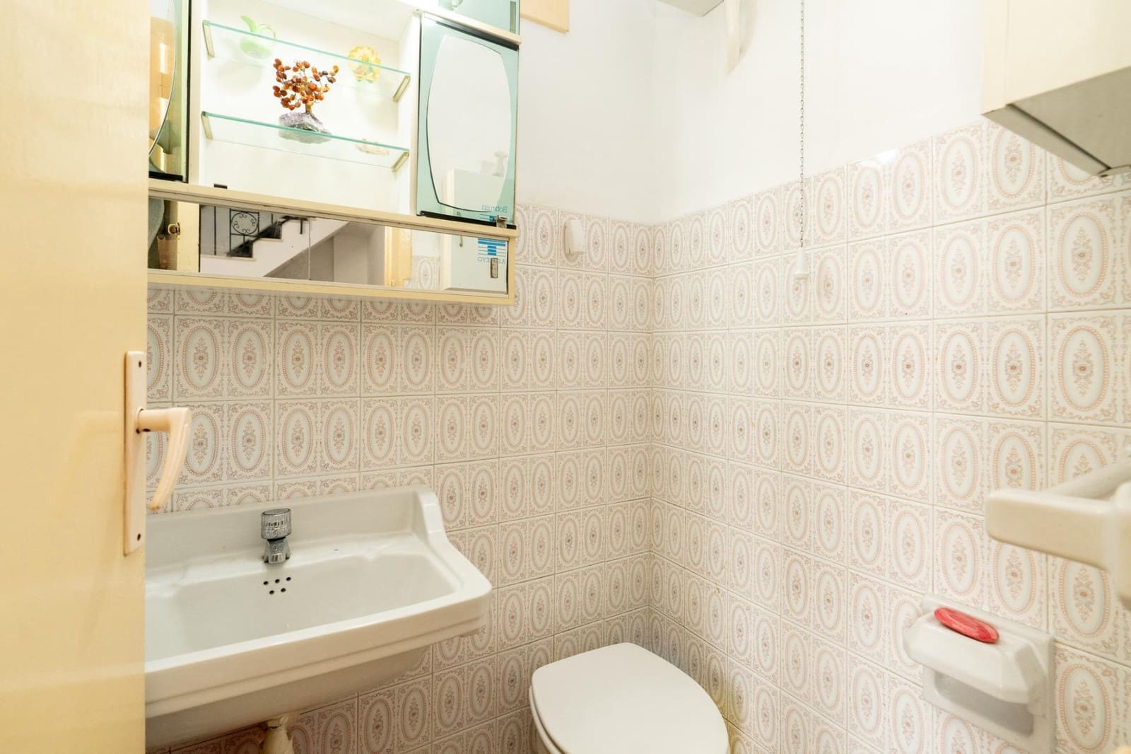6 slaapkamer Huis te koop in Salobrena met garage - € 250.000 (Ref: 9946213)