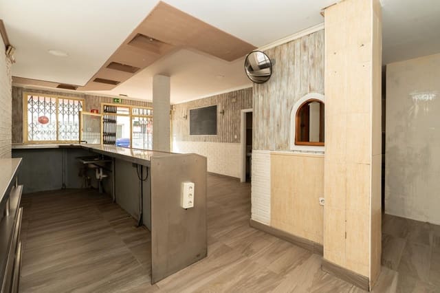 Erhverv til salg i Motril - € 69.000 (Ref: 9946217)