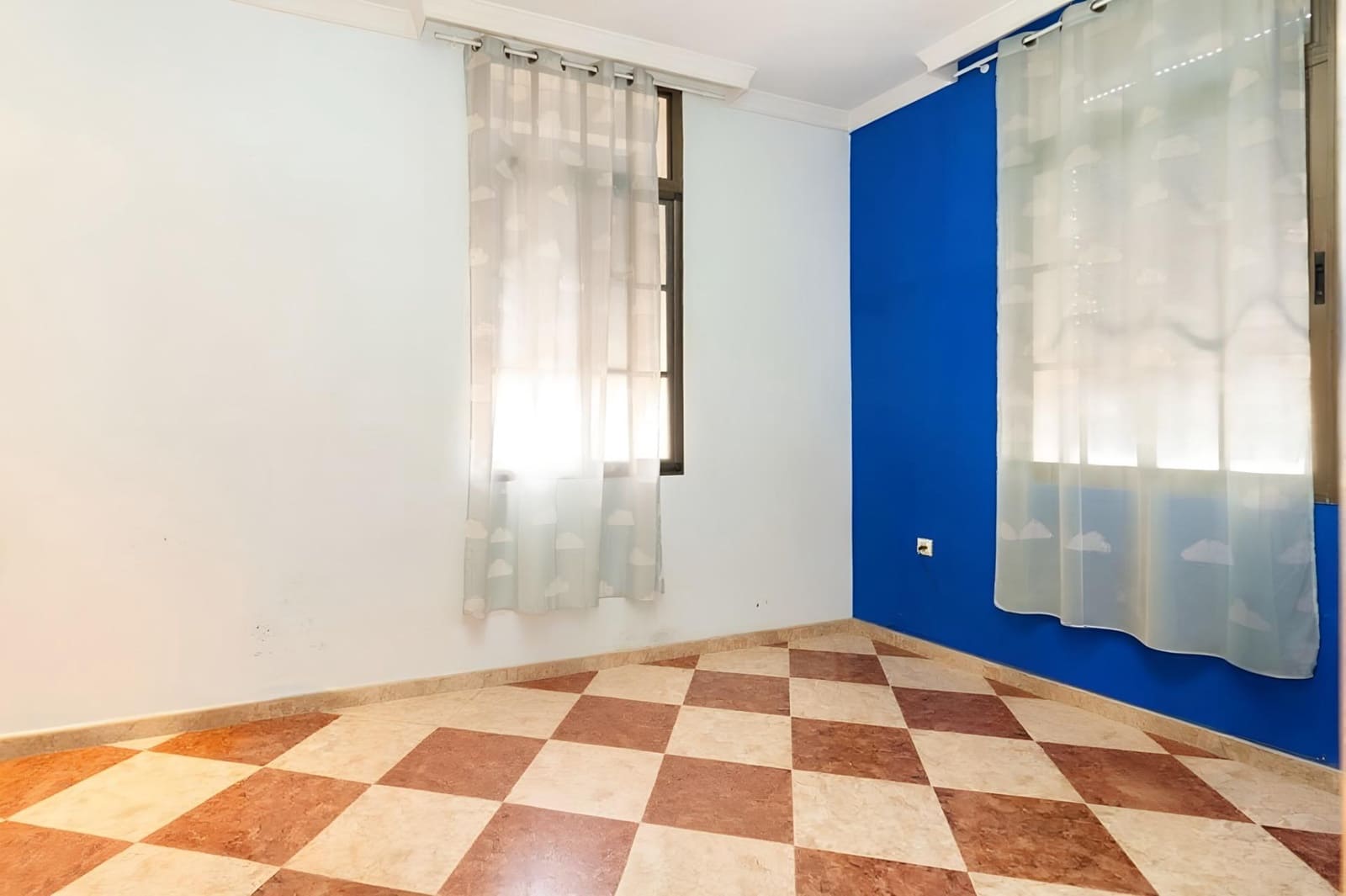 8 soveværelse Erhverv til salg i Motril - € 298.000 (Ref: 9946218)