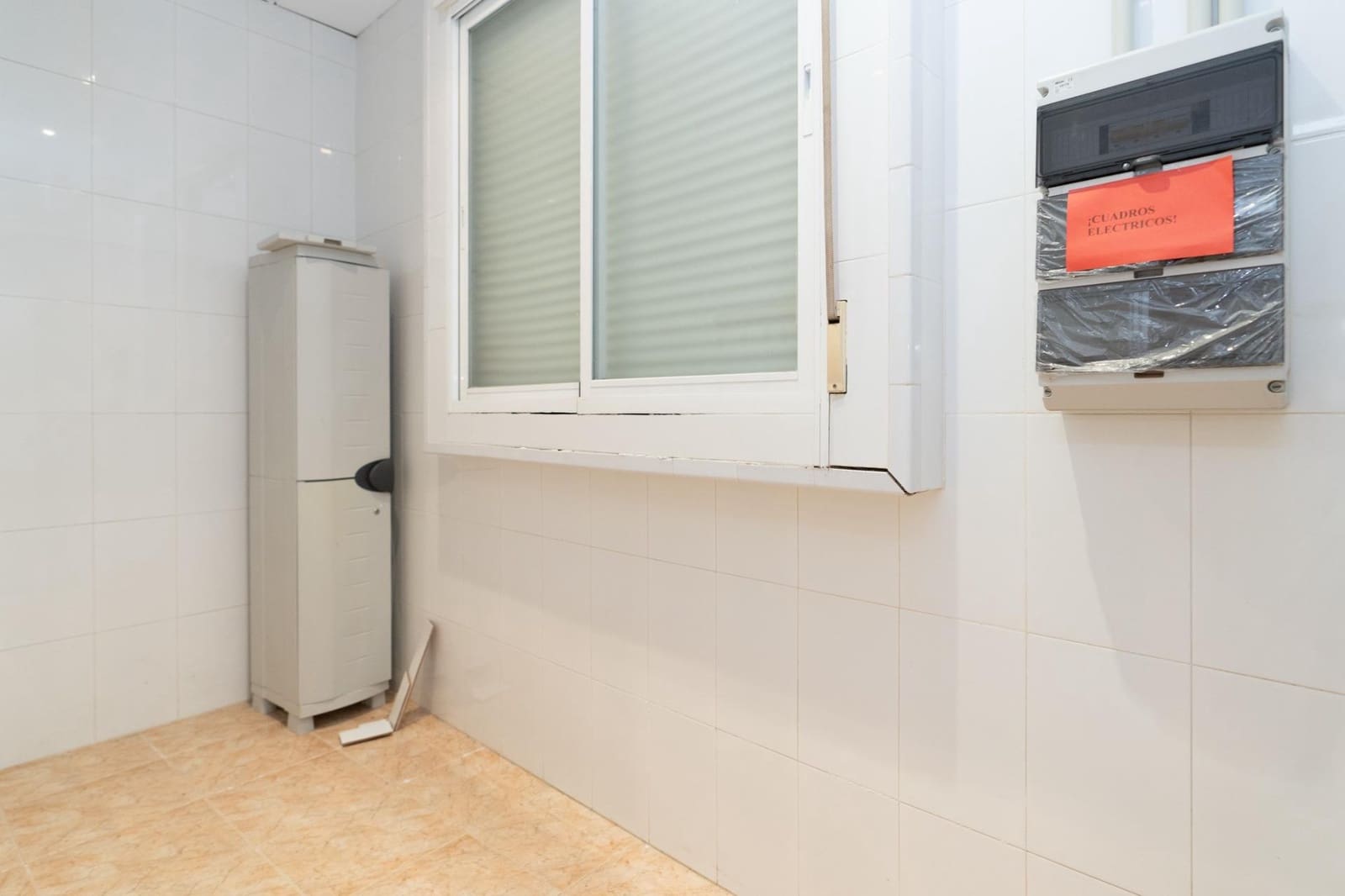 8 soveværelse Erhverv til salg i Motril - € 298.000 (Ref: 9946218)