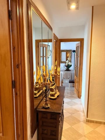3 quarto Apartamento para arrendar em Almuñécar - 250 € (Ref: 9946220)