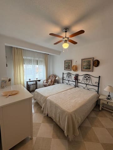 3 quarto Apartamento para arrendar em Almuñécar - 250 € (Ref: 9946220)