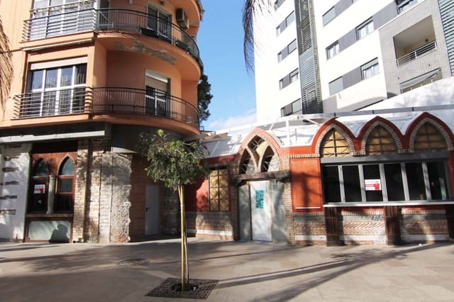 Kommersiell till salu i Motril - 320 000 € (Ref: 9946221)