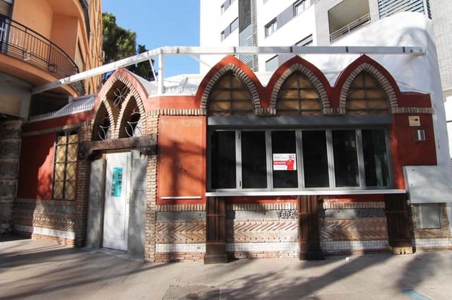 Kommersiell till salu i Motril - 320 000 € (Ref: 9946221)