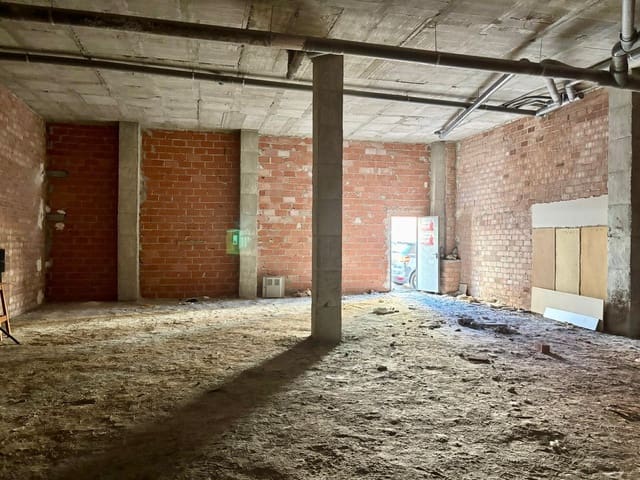 Erhverv til salg i Motril - € 119.500 (Ref: 9946222)