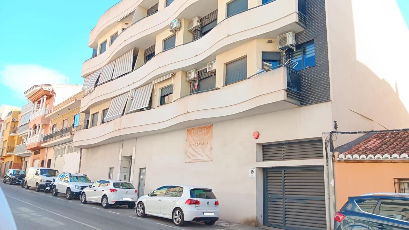 Erhverv til salg i Motril - € 119.500 (Ref: 9946222)