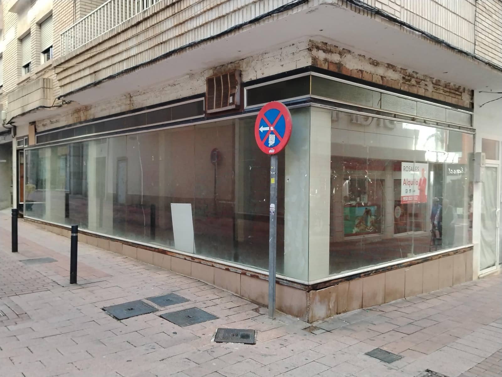 Komercyjne do wynajęcia w Motril - 1 250 € (Ref: 9946223)