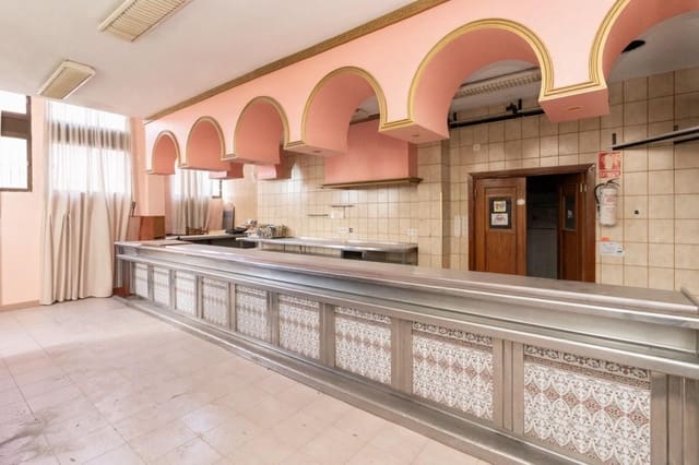 5 quarto Casa em Banda para venda em Motril - 280 000 € (Ref: 9946224)