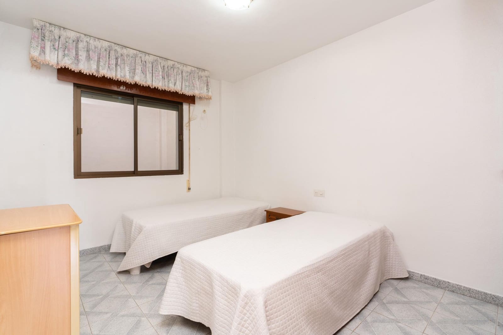 5 quarto Casa em Banda para venda em Motril - 280 000 € (Ref: 9946224)