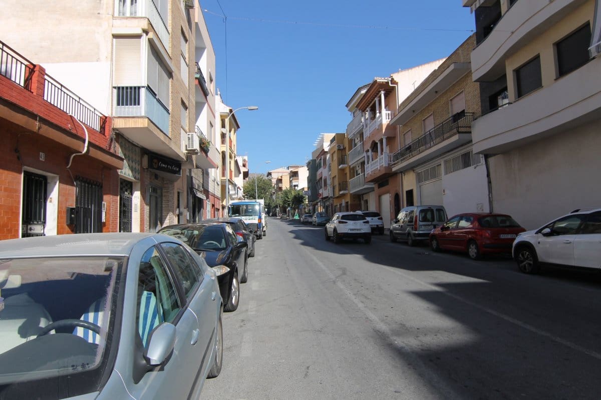 Erhverv til salg i Motril - € 68.000 (Ref: 9946225)