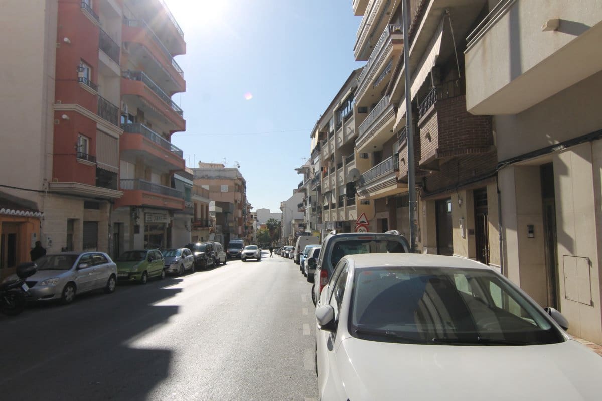Erhverv til salg i Motril - € 68.000 (Ref: 9946225)