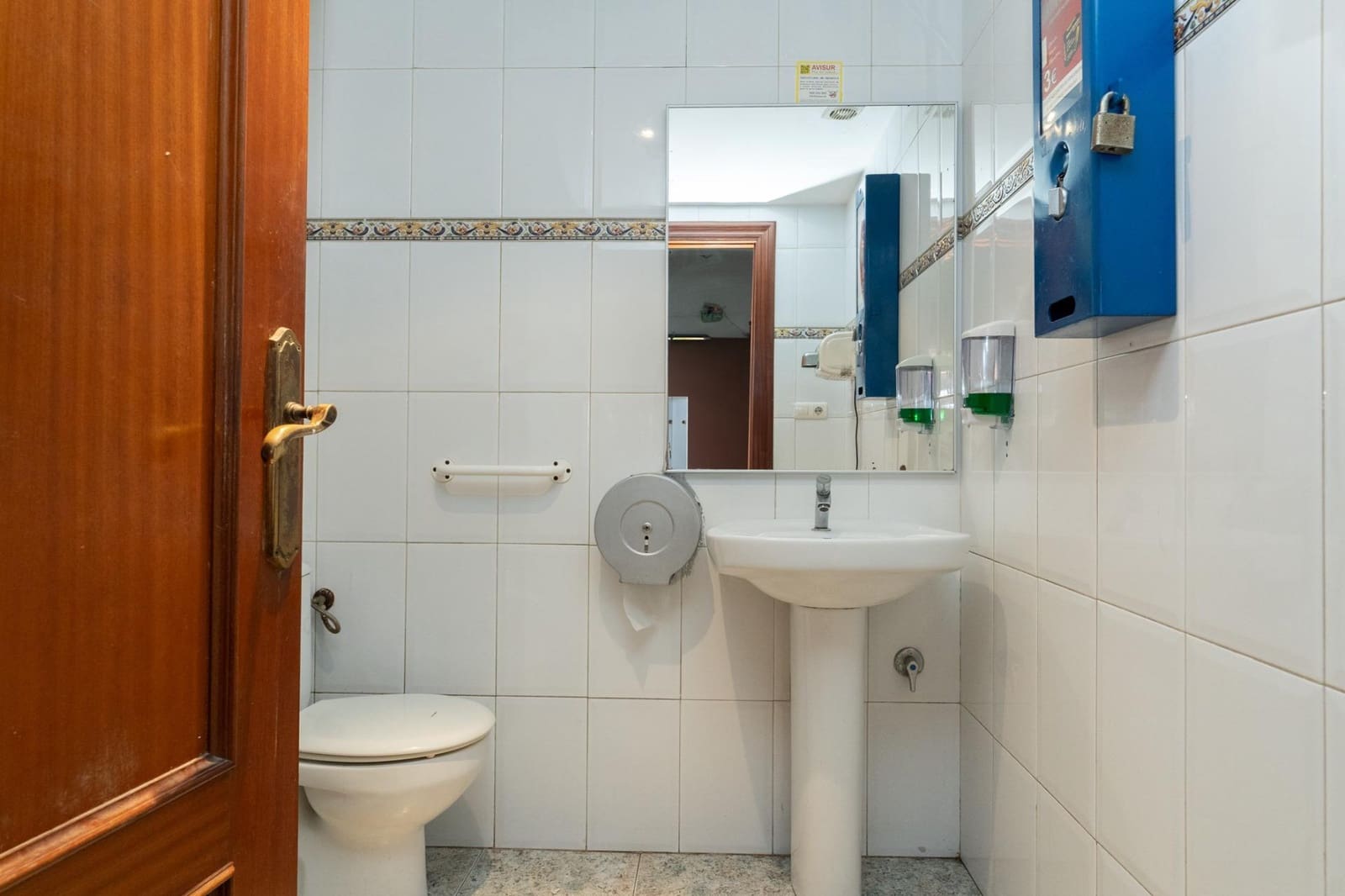 3 makuuhuone Kaupallinen myytävänä paikassa Motril - 700 000 € (Ref: 9946226)