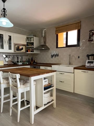 2 soveværelse Finca/Landehus til leje i Salobreña - € 850 (Ref: 9946227)