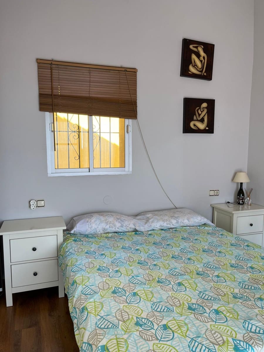 2 soverom Finca/Herregård til leie i Salobrena - € 850 (Ref: 9946227)