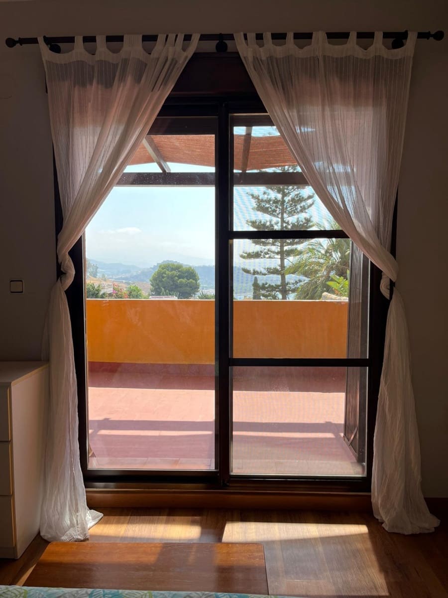 2 soverom Finca/Herregård til leie i Salobrena - € 850 (Ref: 9946227)