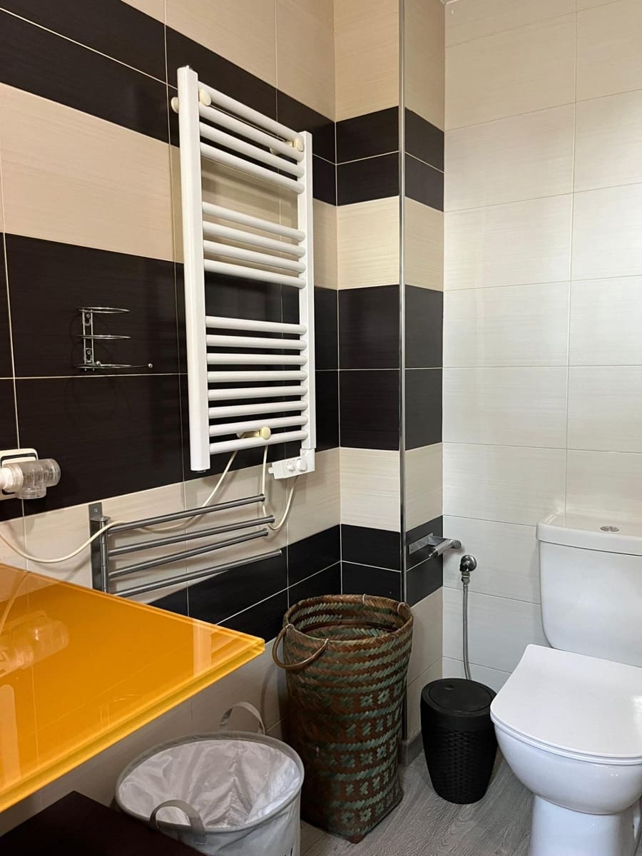 2 soverom Finca/Herregård til leie i Salobrena - € 850 (Ref: 9946227)