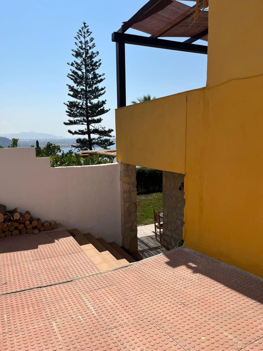 2 soverom Finca/Herregård til leie i Salobrena - € 850 (Ref: 9946227)