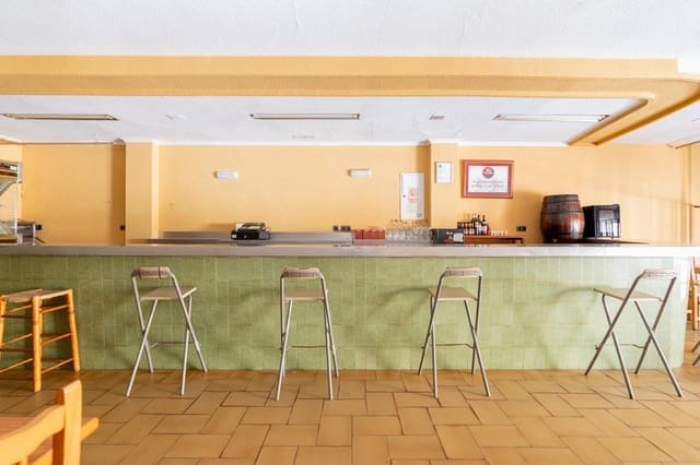 Erhverv til salg i Motril - € 70.000 (Ref: 9946230)