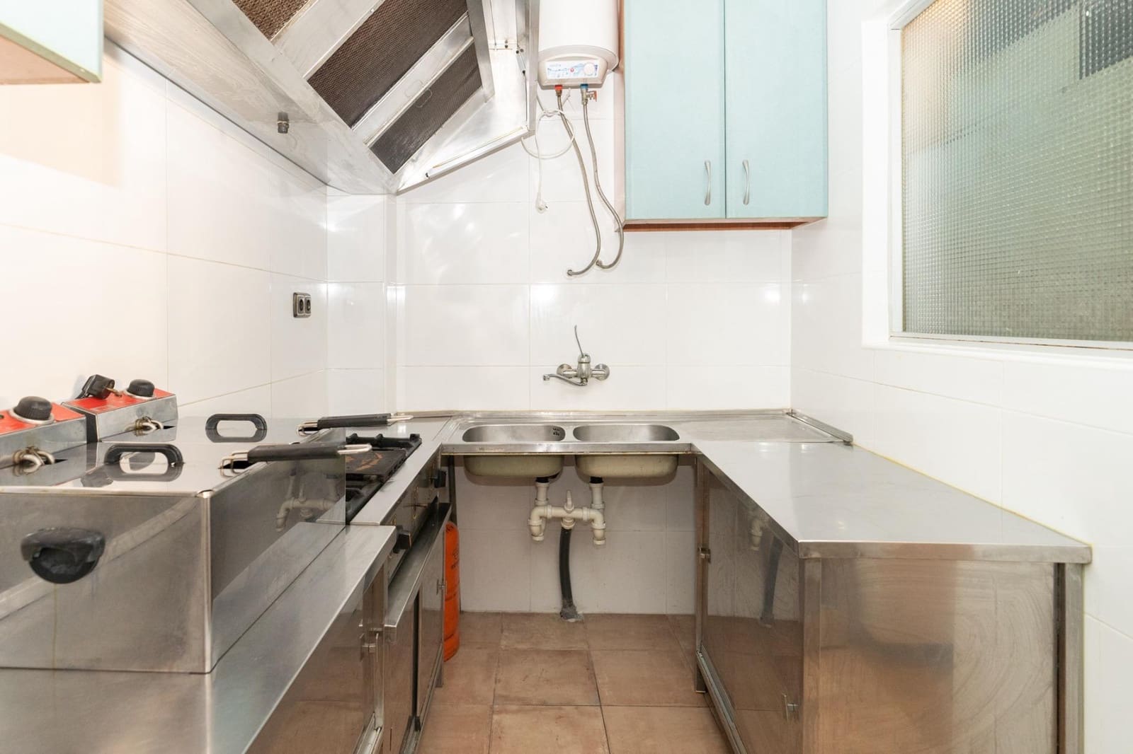 Erhverv til salg i Motril - € 70.000 (Ref: 9946230)