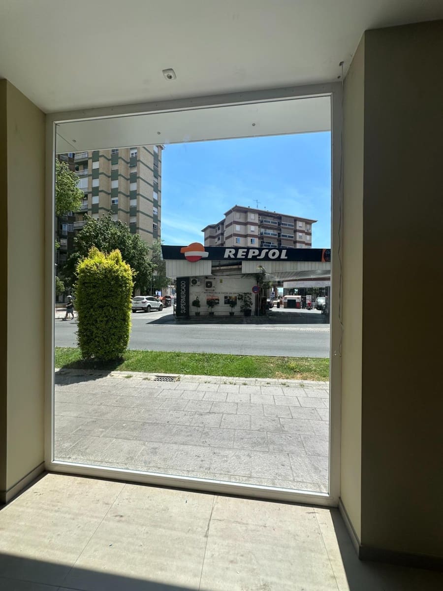Komercyjne do wynajęcia w Motril - 1 400 € (Ref: 9946233)