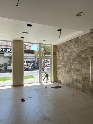 Komercyjne do wynajęcia w Motril - 1 400 € (Ref: 9946233)