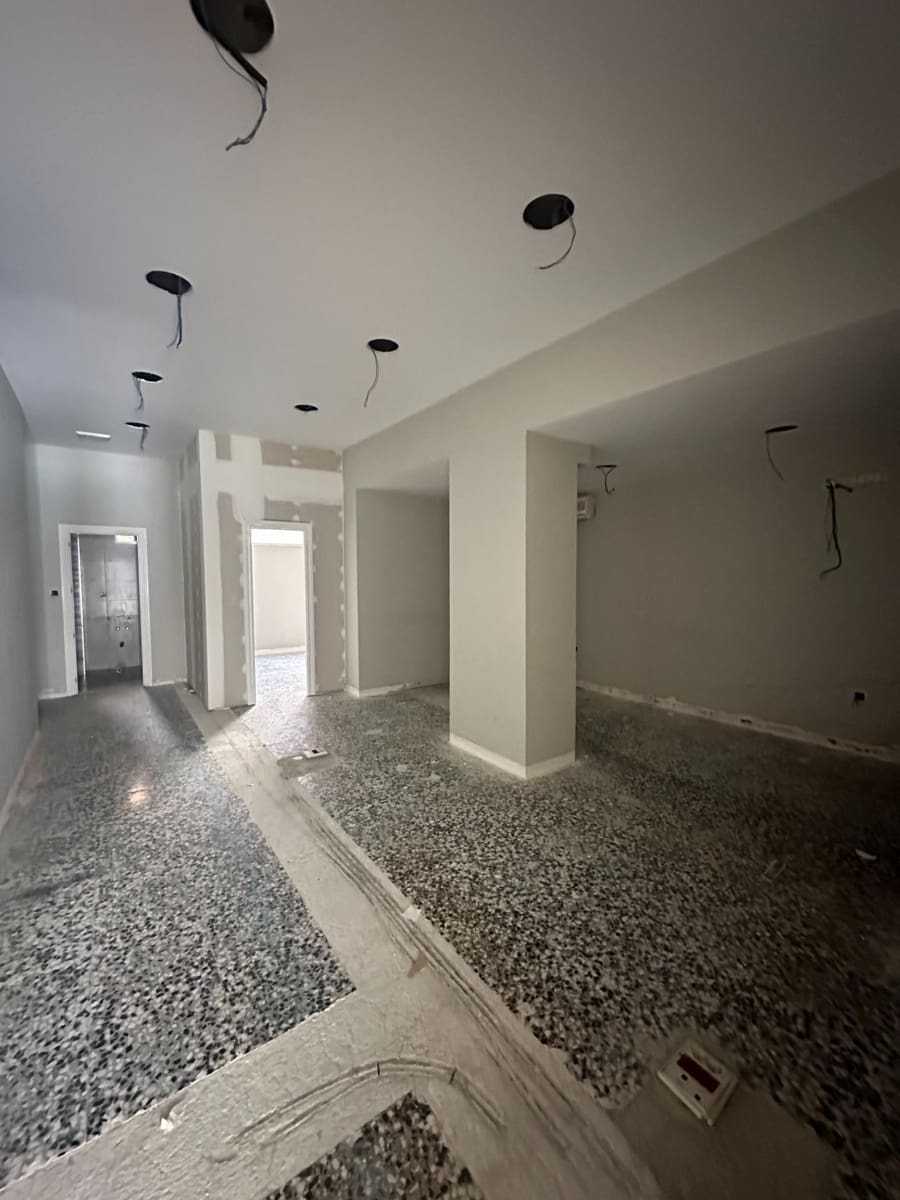 Komercyjne do wynajęcia w Motril - 1 400 € (Ref: 9946233)