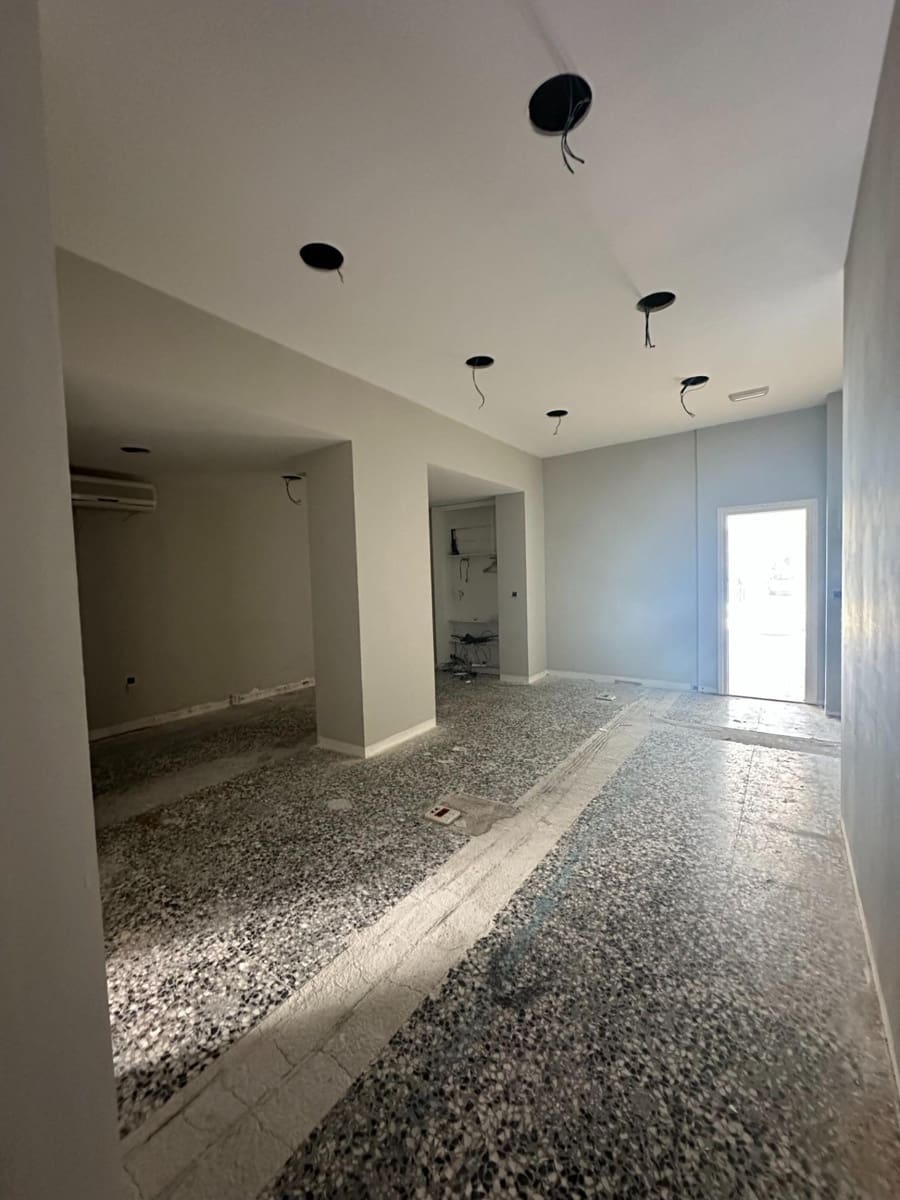 Komercyjne do wynajęcia w Motril - 1 400 € (Ref: 9946233)