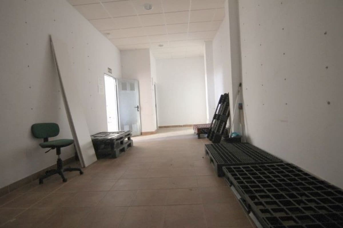 Komercyjne do wynajęcia w Motril - 800 € (Ref: 9946236)