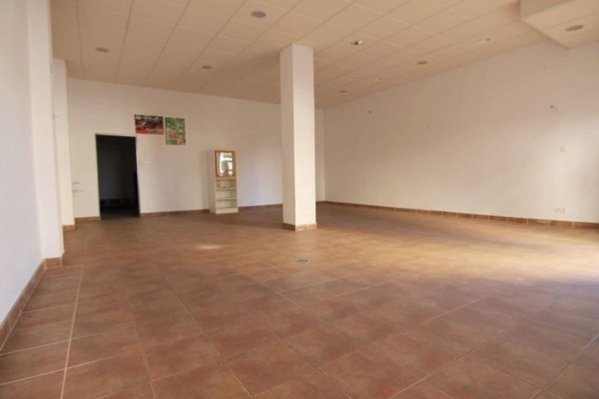 Komercyjne do wynajęcia w Motril - 800 € (Ref: 9946236)