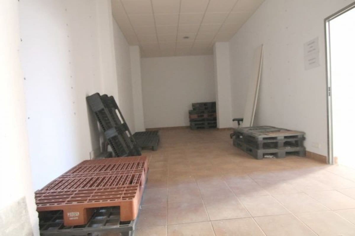 Komercyjne do wynajęcia w Motril - 800 € (Ref: 9946236)