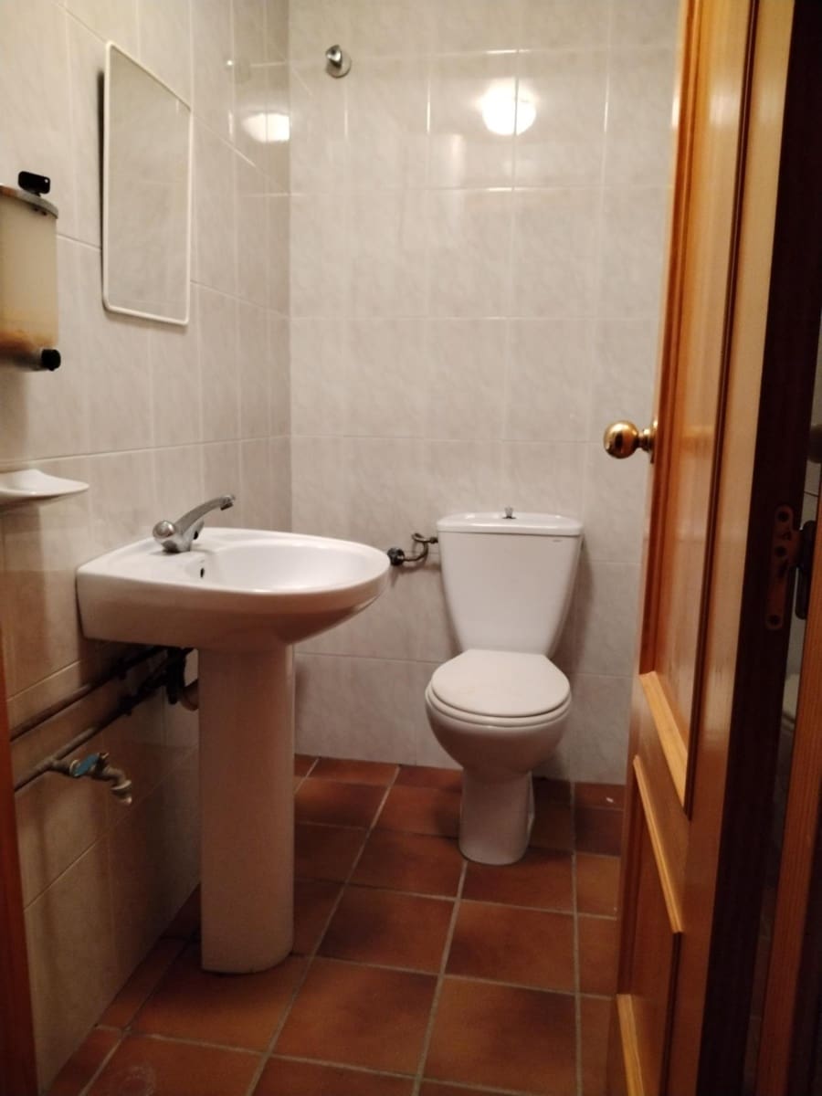Komercyjne do wynajęcia w Motril - 750 € (Ref: 9946237)