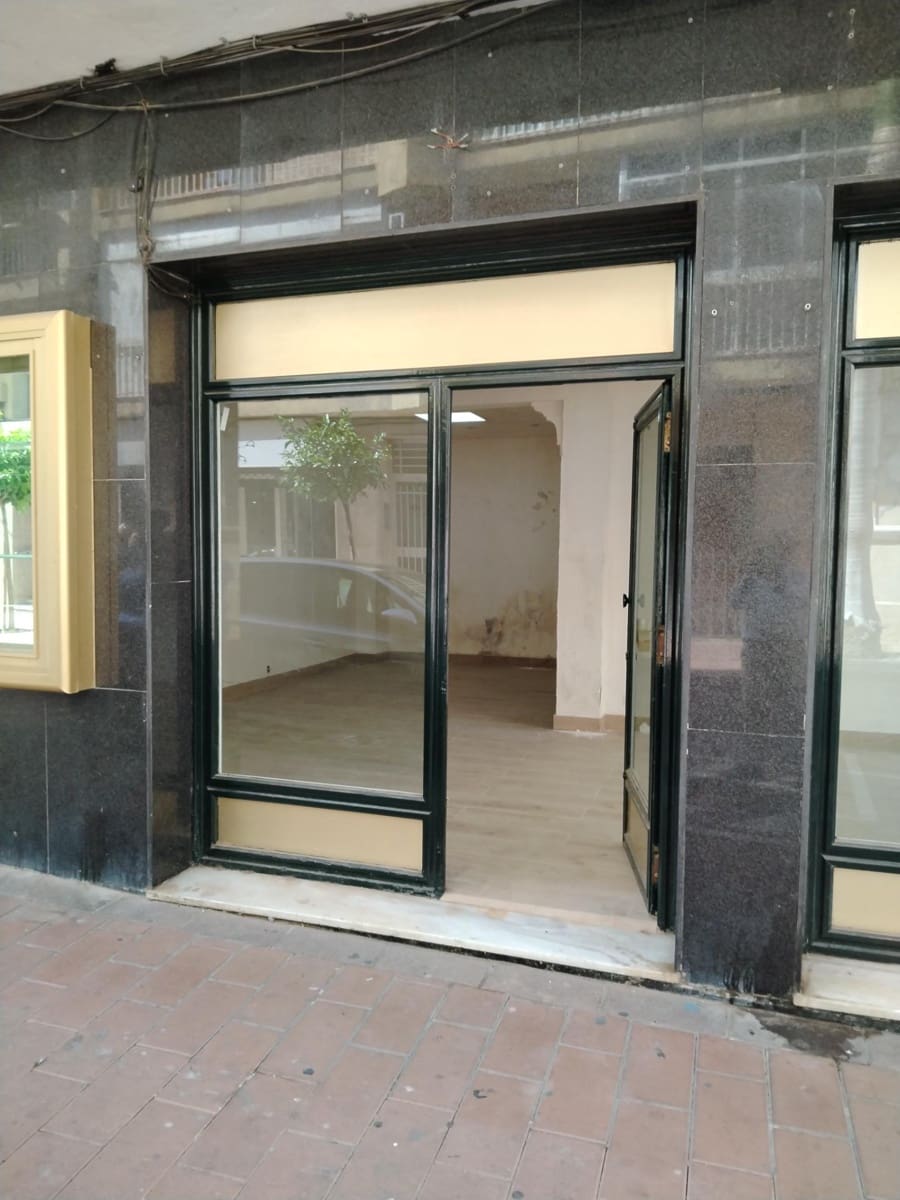Local Commercial à louer à Motril - 650 € (Ref: 9946238)