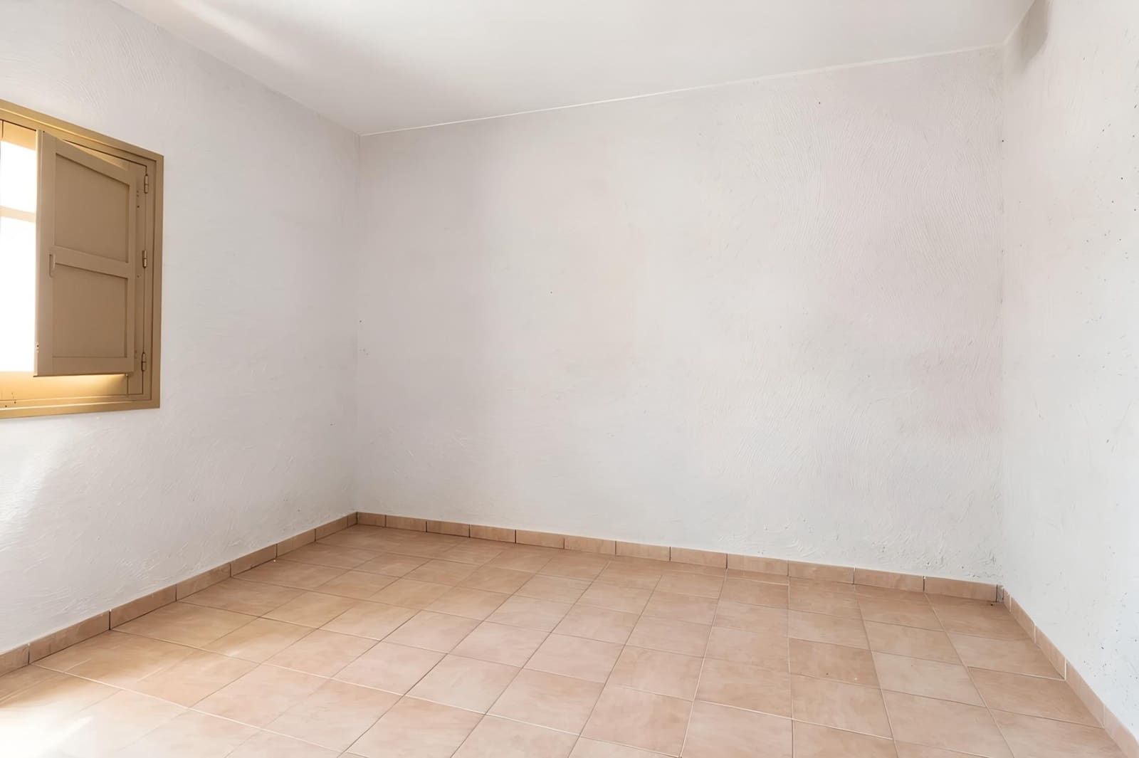 3 sypialnia Dom na sprzedaż w Motril z garażem - 120 000 € (Ref: 9948001)