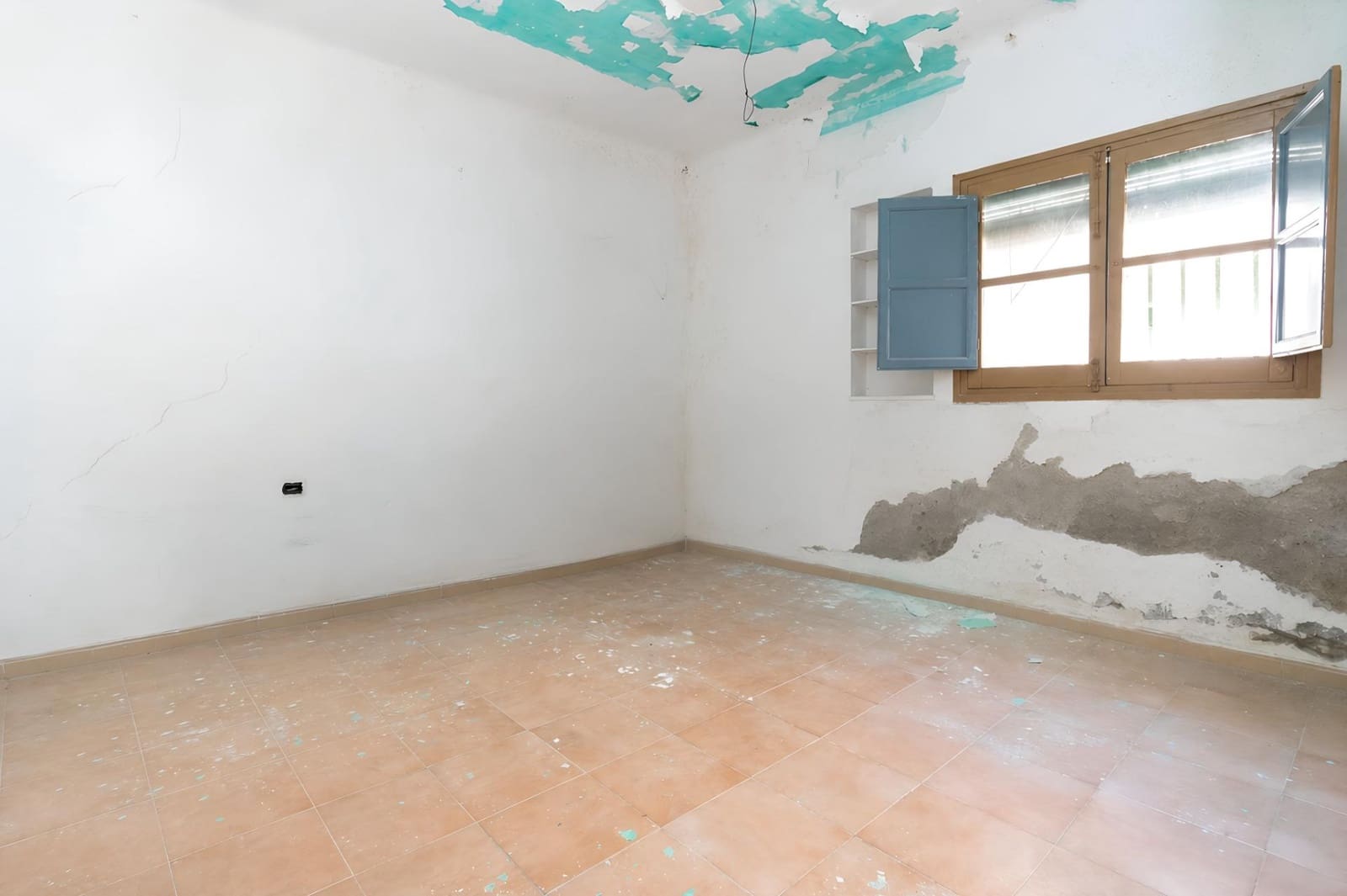 3 sypialnia Dom na sprzedaż w Motril z garażem - 120 000 € (Ref: 9948001)