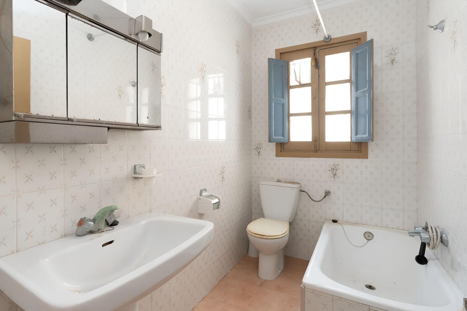 3 sypialnia Dom na sprzedaż w Motril z garażem - 120 000 € (Ref: 9948001)