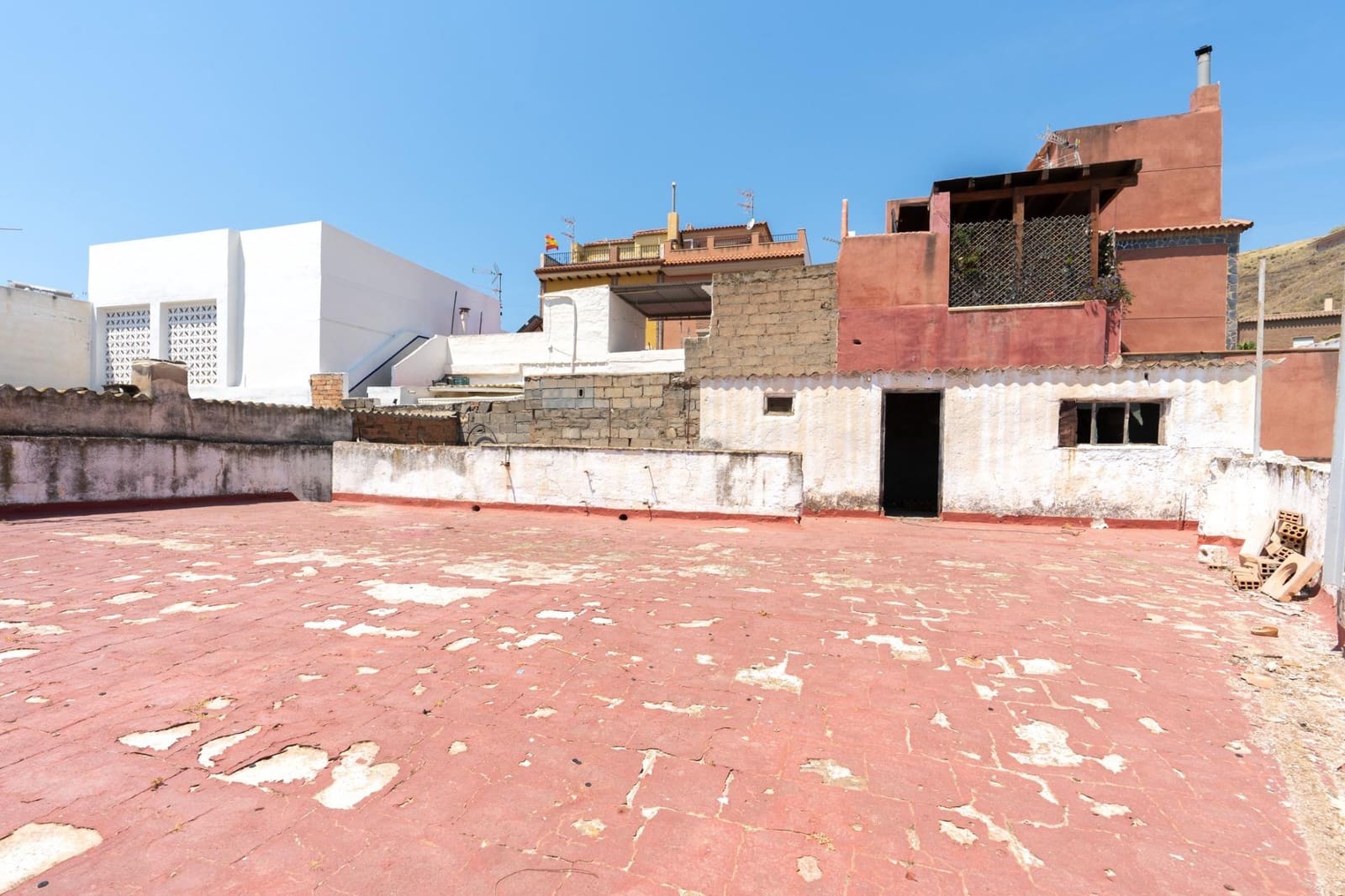 3 sypialnia Dom na sprzedaż w Motril z garażem - 120 000 € (Ref: 9948001)