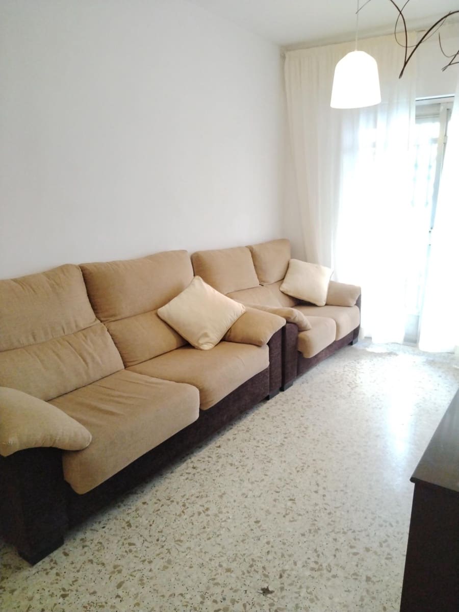 3 makuuhuone Asunto vuokrattavana paikassa Motril - 560 € (Ref: 9952715)