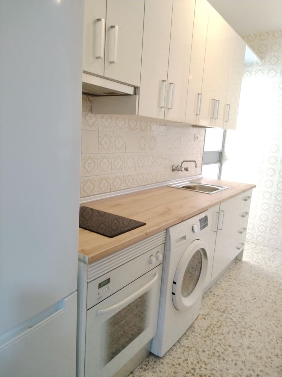 3 makuuhuone Asunto vuokrattavana paikassa Motril - 560 € (Ref: 9952715)